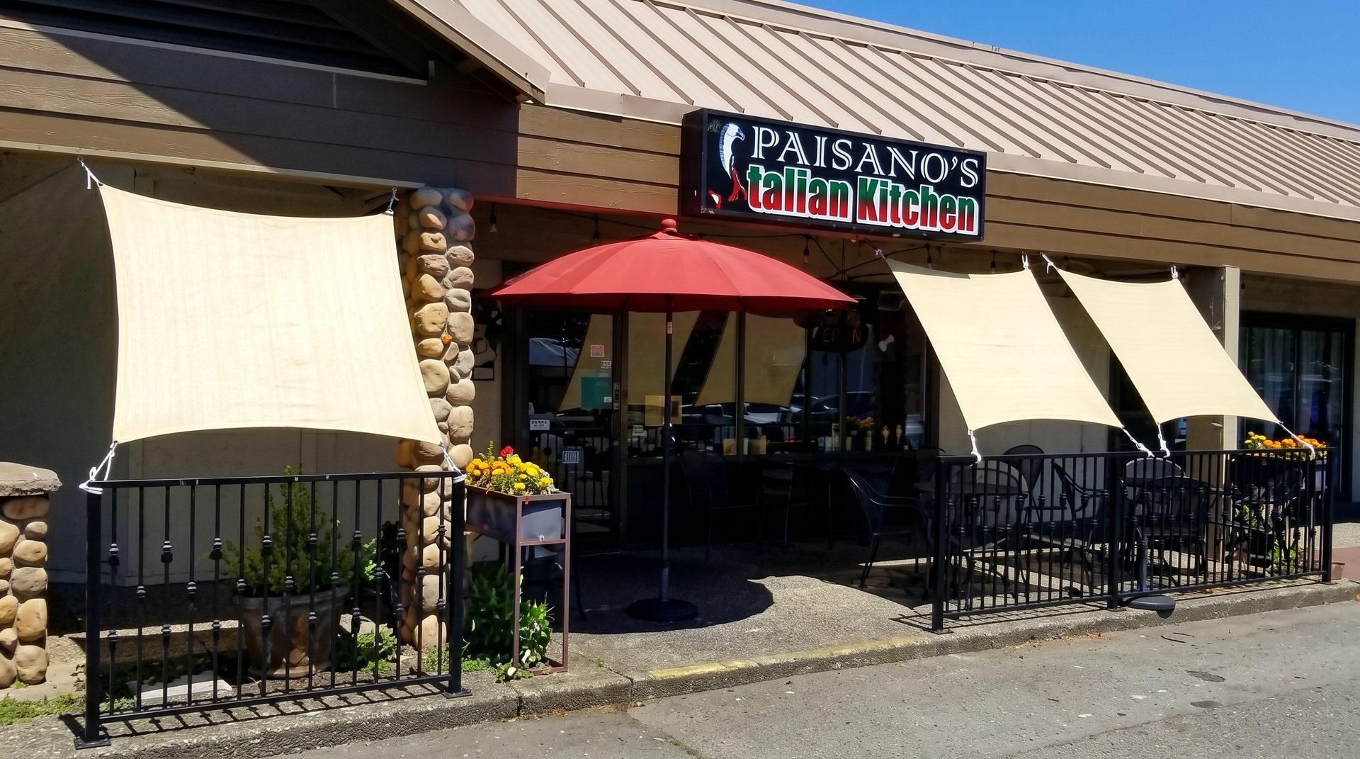Welcome to Paisano's Italian Kitchen